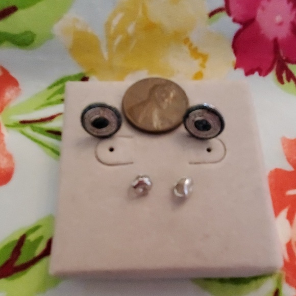 Blue Diamond Earrings - Picture 8 of 8